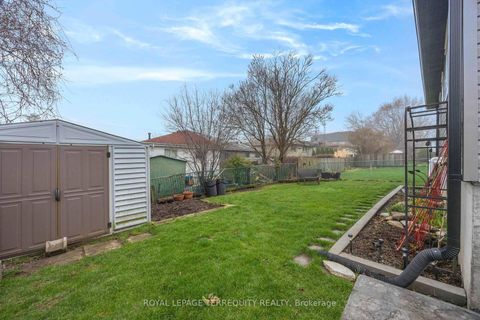 Photo 37 at 971 Oklahoma Drive, West Shore, Pickering