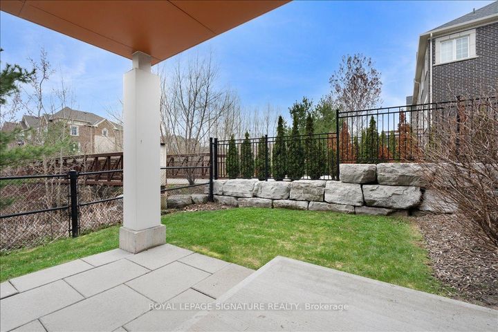 Photo 27 at 19 - 3042 Creekshore Common, GO Glenorchy, Oakville