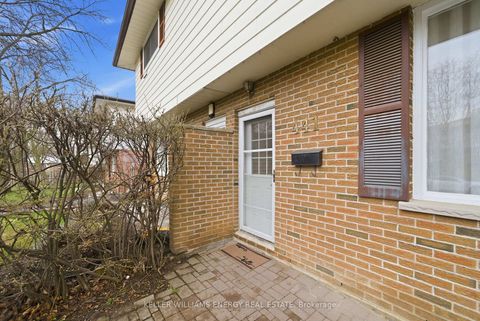 Photo 1 at 441 Maplewood Drive, O'Neill, Oshawa
