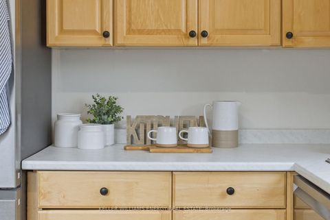 Photo 8 at 441 Maplewood Drive, O'Neill, Oshawa