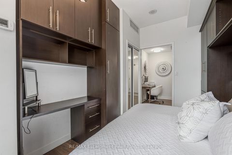 Photo 14 at 303 - 9 Spadina Avenue, Waterfront Communities C1, Toronto