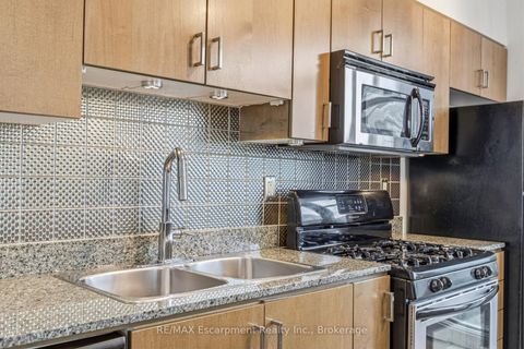 Photo 25 at 303 - 9 Spadina Avenue, Waterfront Communities C1, Toronto