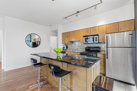 Photo 26 at 303 - 9 Spadina Avenue, Waterfront Communities C1, Toronto