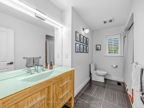Photo 21 at 5 Crediton Court, Rosethorn, Toronto