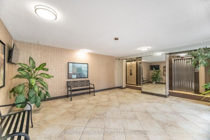 Photo 4 at 1703 - 100 Prudential Drive, Dorset Park, Toronto