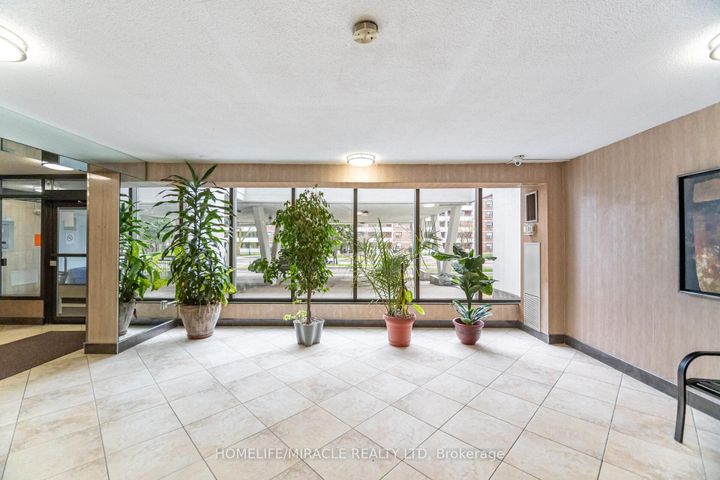 Photo 5 at 1703 - 100 Prudential Drive, Dorset Park, Toronto