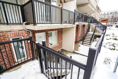 Photo 3 at 1024 - 3047 Finch Avenue W, Humbermede, Toronto
