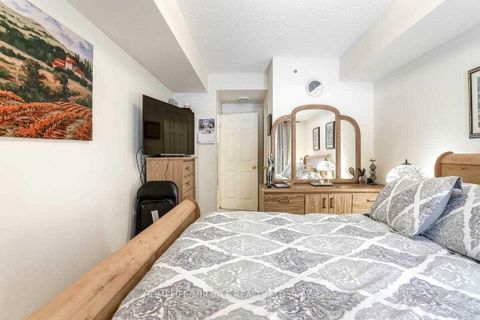 Photo 17 at 1024 - 3047 Finch Avenue W, Humbermede, Toronto