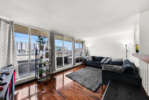 Photo 3 at 211 - 1 Four Winds Drive, York University Heights, Toronto