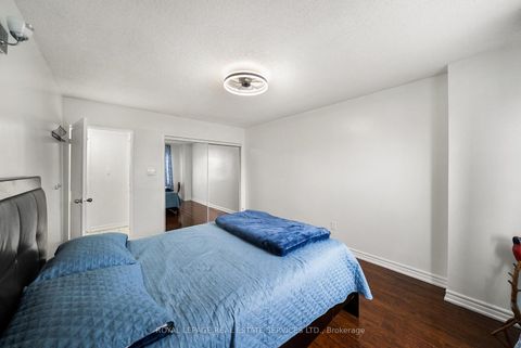 Photo 9 at 211 - 1 Four Winds Drive, York University Heights, Toronto