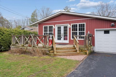 Photo 4 at 836 Crescent Beach Road, Historic Lakeshore Communities, Georgina