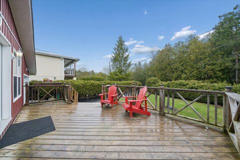 Photo 6 at 836 Crescent Beach Road, Historic Lakeshore Communities, Georgina
