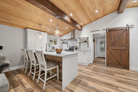 Photo 14 at 836 Crescent Beach Road, Historic Lakeshore Communities, Georgina