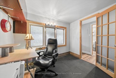 Photo 23 at 836 Crescent Beach Road, Historic Lakeshore Communities, Georgina