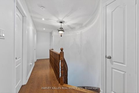 Photo 32 at 60 Wolfson Crescent, Oak Ridges Lake Wilcox, Richmond Hill