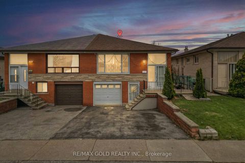 Photo 2 at 7282 Shallford Road, Malton, Mississauga