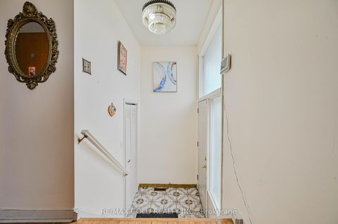 Photo 4 at 7282 Shallford Road, Malton, Mississauga