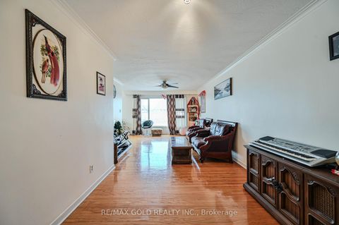 Photo 8 at 7282 Shallford Road, Malton, Mississauga