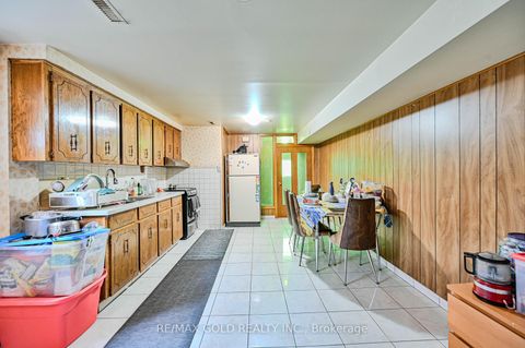 Photo 36 at 7282 Shallford Road, Malton, Mississauga