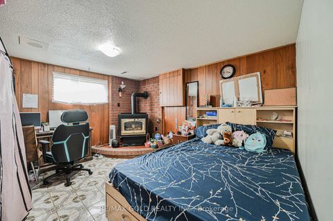 Photo 39 at 7282 Shallford Road, Malton, Mississauga