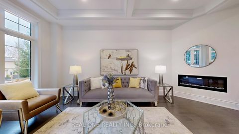 Photo 10 at 41 Menotti Drive, Oak Ridges, Richmond Hill