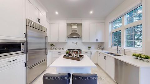 Photo 12 at 41 Menotti Drive, Oak Ridges, Richmond Hill