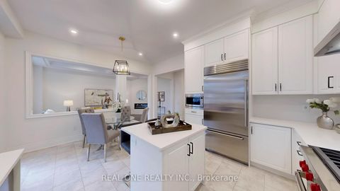 Photo 14 at 41 Menotti Drive, Oak Ridges, Richmond Hill