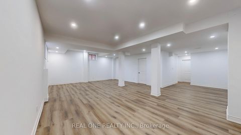 Photo 40 at 41 Menotti Drive, Oak Ridges, Richmond Hill