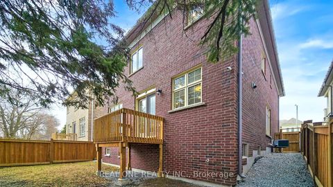 Photo 48 at 41 Menotti Drive, Oak Ridges, Richmond Hill
