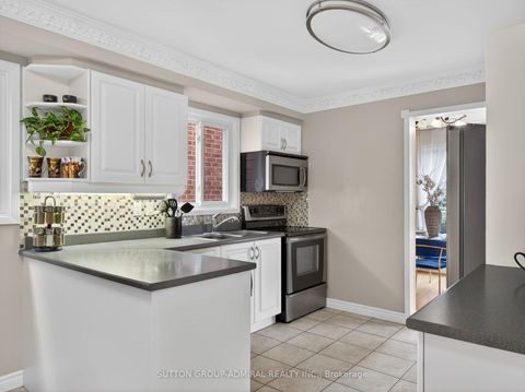 Photo 11 at 116 Patrice Crescent, Yorkhill, Vaughan