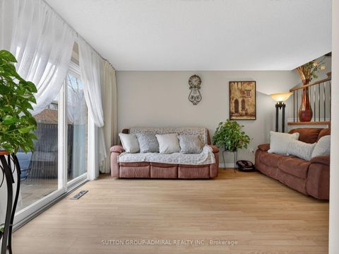 Photo 19 at 116 Patrice Crescent, Yorkhill, Vaughan