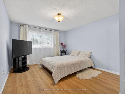 Photo 30 at 116 Patrice Crescent, Yorkhill, Vaughan