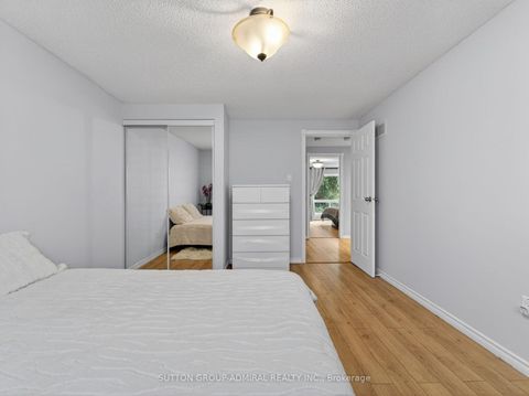 Photo 31 at 116 Patrice Crescent, Yorkhill, Vaughan