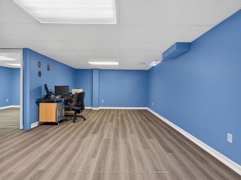 Photo 38 at 116 Patrice Crescent, Yorkhill, Vaughan