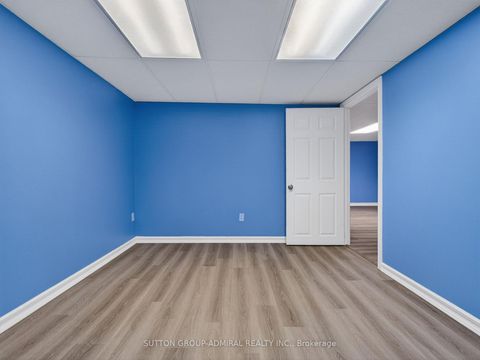 Photo 40 at 116 Patrice Crescent, Yorkhill, Vaughan