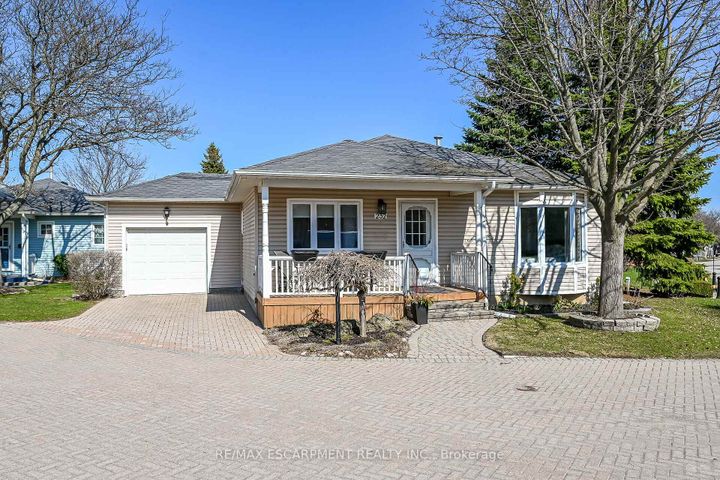 Photo 0 at 232 Silverbirch Boulevard, Villages of Glancaster, Hamilton