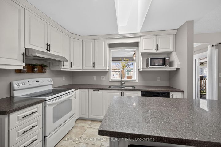 Photo 13 at 232 Silverbirch Boulevard, Villages of Glancaster, Hamilton