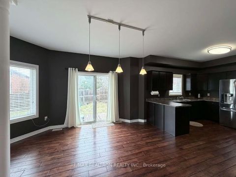 Photo 19 at 416 Mapleton Avenue, Ardagh, Barrie