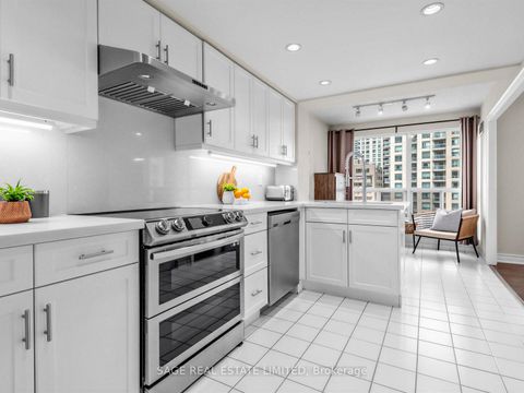 Photo 7 at 1001 - 18 Hollywood Avenue, Willowdale East, Toronto