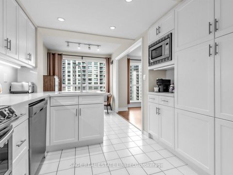 Photo 8 at 1001 - 18 Hollywood Avenue, Willowdale East, Toronto