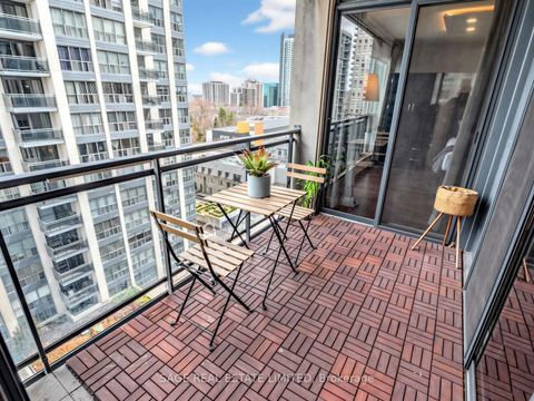 Photo 32 at 1001 - 18 Hollywood Avenue, Willowdale East, Toronto