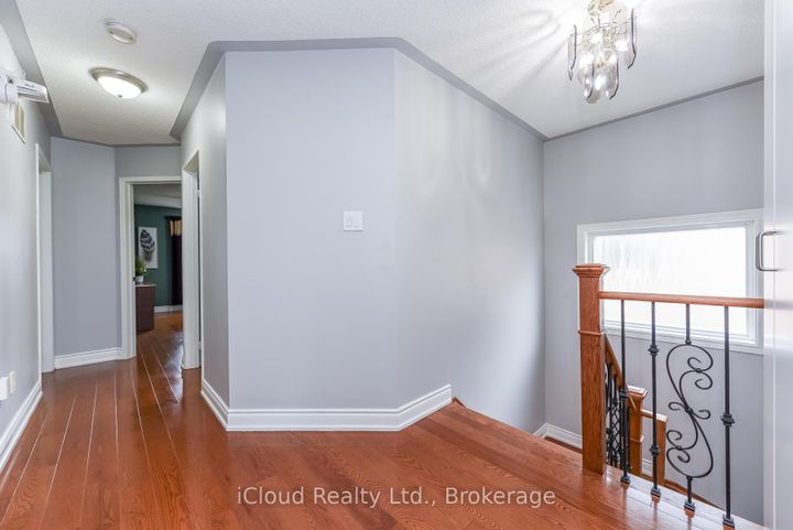 Photo 16 at 5922 Delle Donne Drive, Churchill Meadows, Mississauga