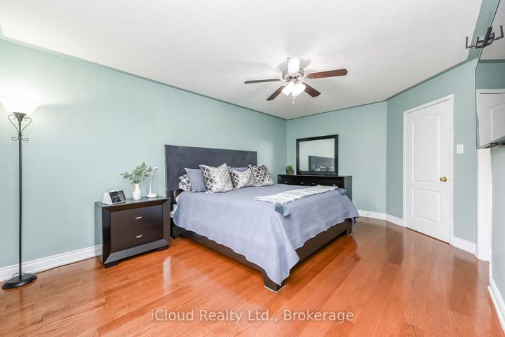 Photo 19 at 5922 Delle Donne Drive, Churchill Meadows, Mississauga