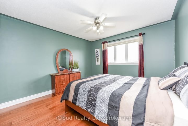 Photo 21 at 5922 Delle Donne Drive, Churchill Meadows, Mississauga