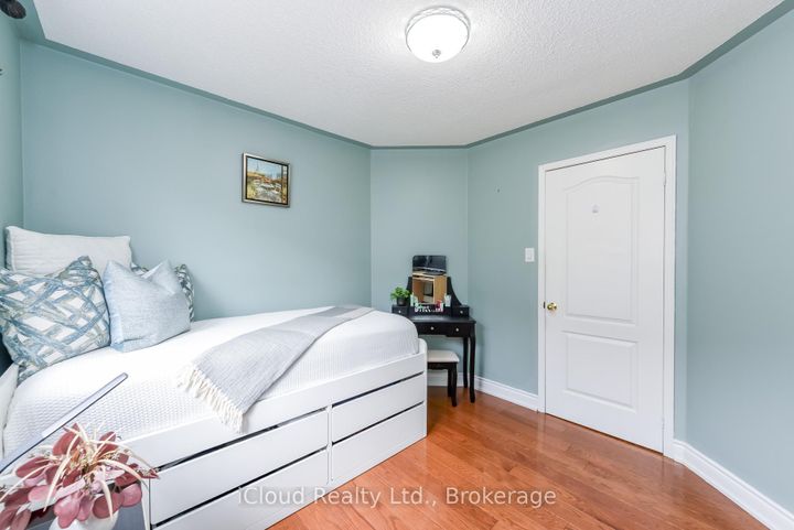 Photo 26 at 5922 Delle Donne Drive, Churchill Meadows, Mississauga