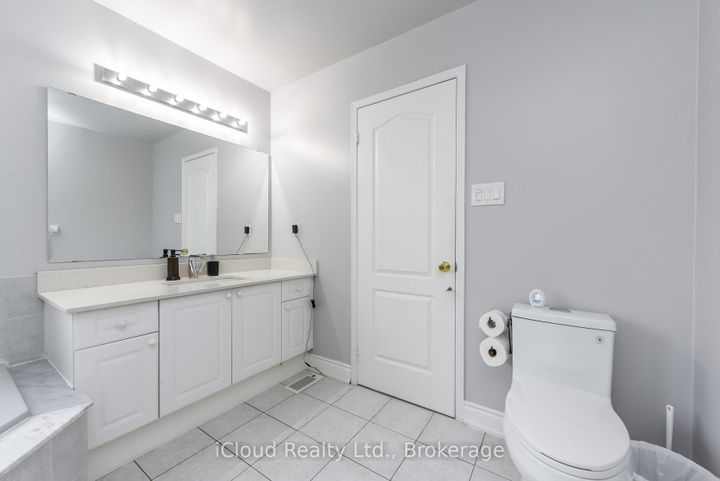 Photo 28 at 5922 Delle Donne Drive, Churchill Meadows, Mississauga