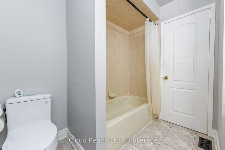 Photo 37 at 5922 Delle Donne Drive, Churchill Meadows, Mississauga