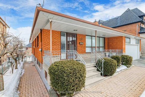 Photo 4 at 167 Cornelius Parkway, Maple Leaf, Toronto