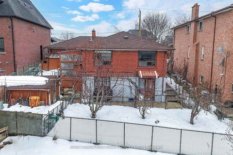 Photo 27 at 167 Cornelius Parkway, Maple Leaf, Toronto