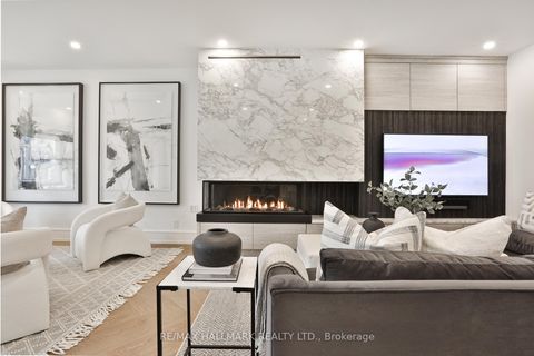 Photo 10 at 553 Davisville Avenue, Mount Pleasant East, Toronto